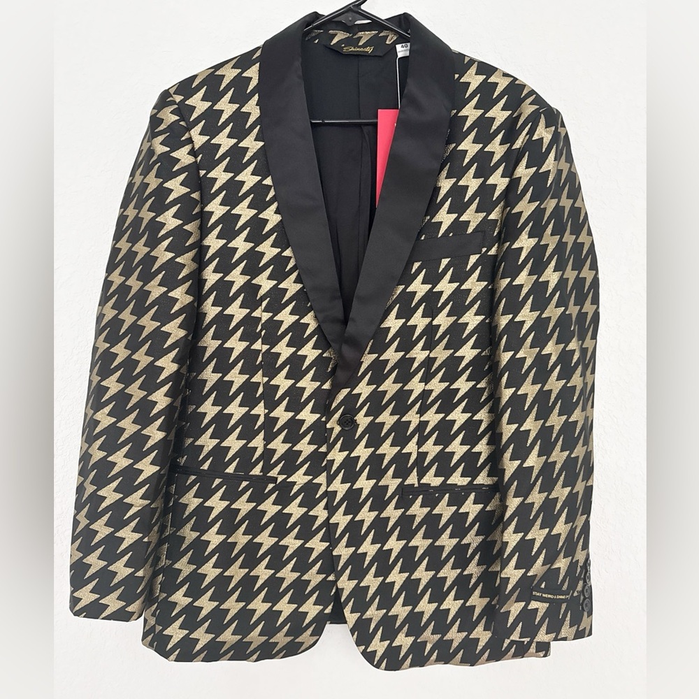 NWT Shinesty Stylish Black and Gold Blazer 40